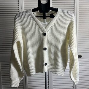 SHEIN Cream pullover with Black Buttons